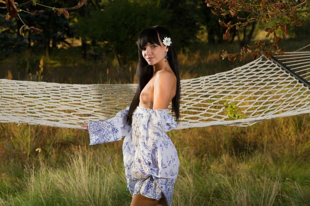 MetArt Milania A – Presenting Part1 (64P)