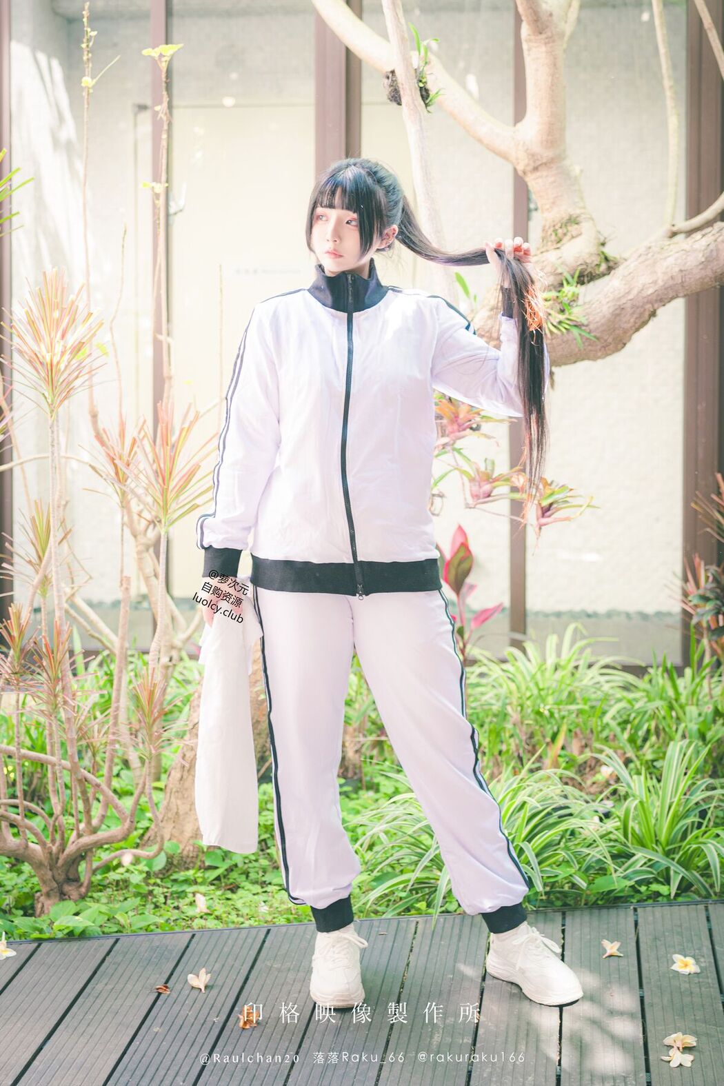 Coser@落落Raku &#8211; 锻炼日 Exercise Day (62P &#8211; 1V)