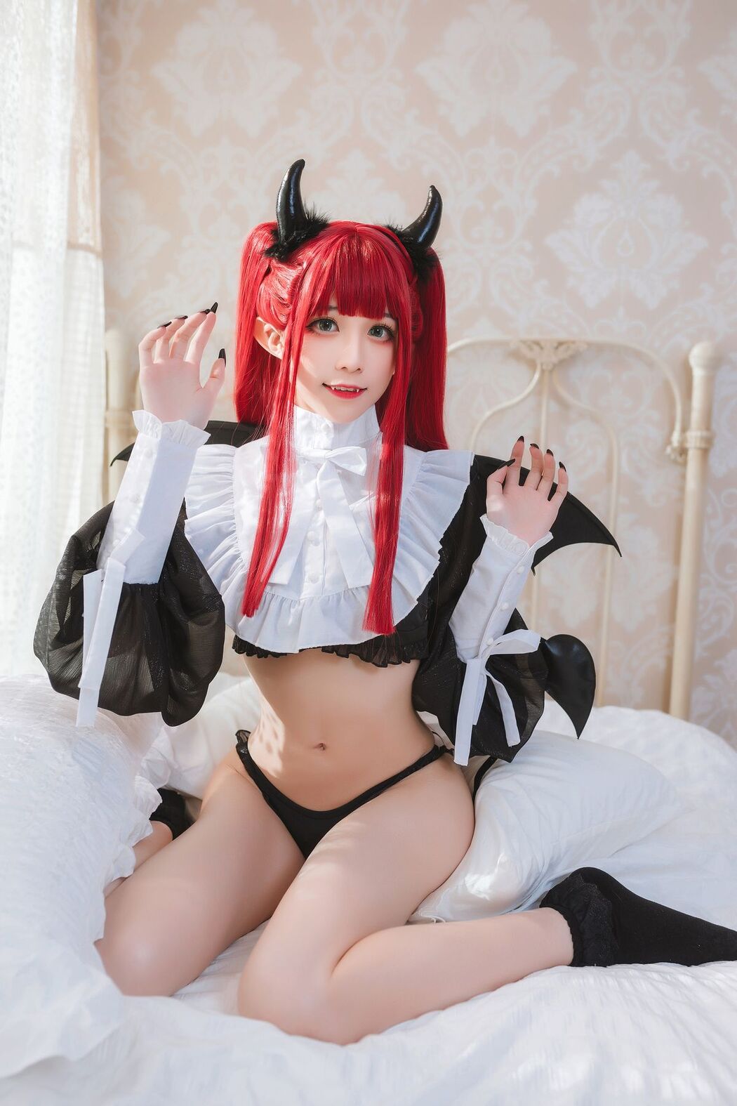 Coser@Tomoyo酱 – 更衣人偶 利兹魅魔 (24P)