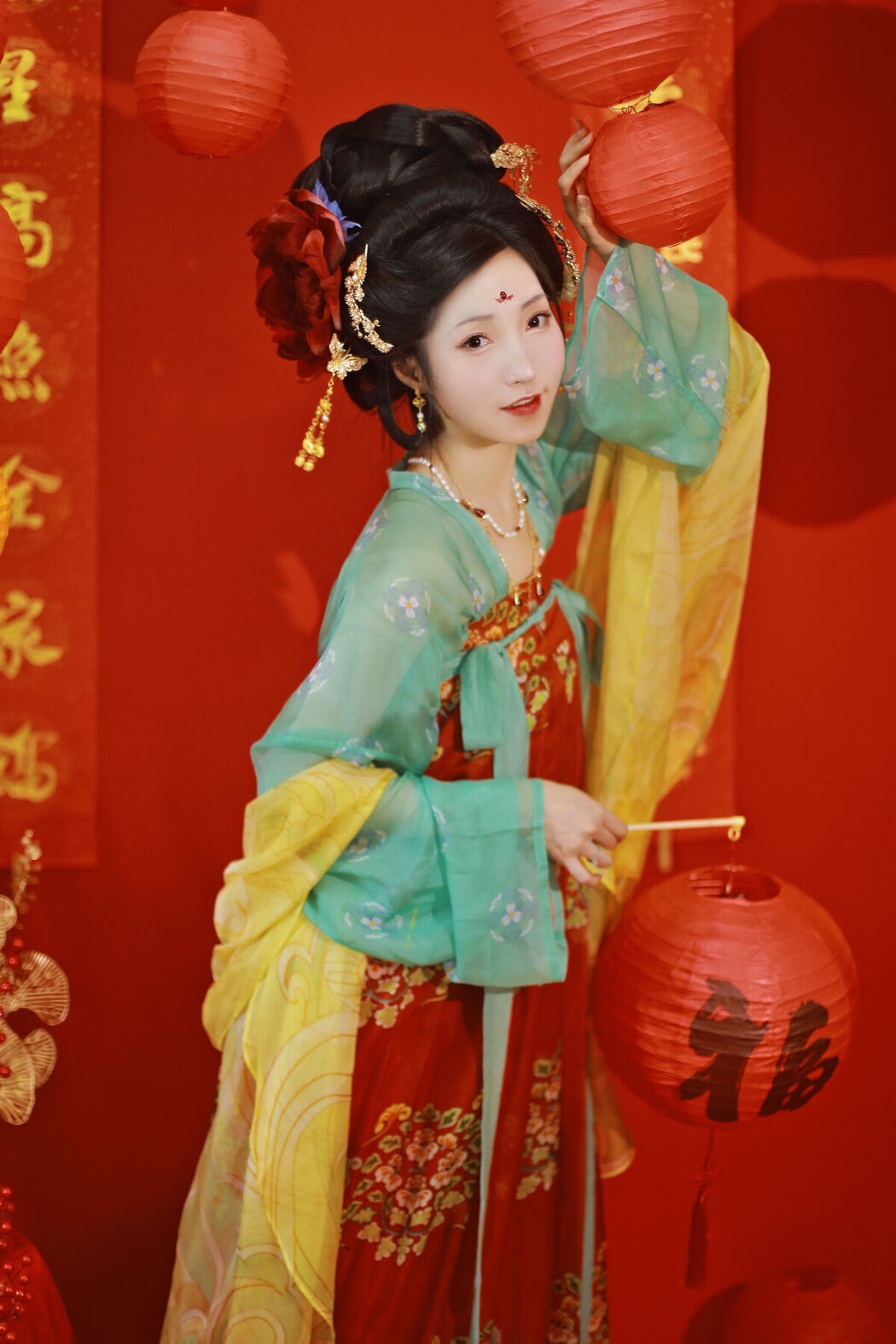 YiTuYu艺图语 Vol.8152 李猜 (23P)