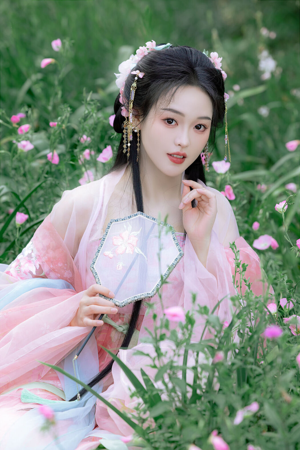 YiTuYu艺图语 Vol.8144 媛媛 (18P)