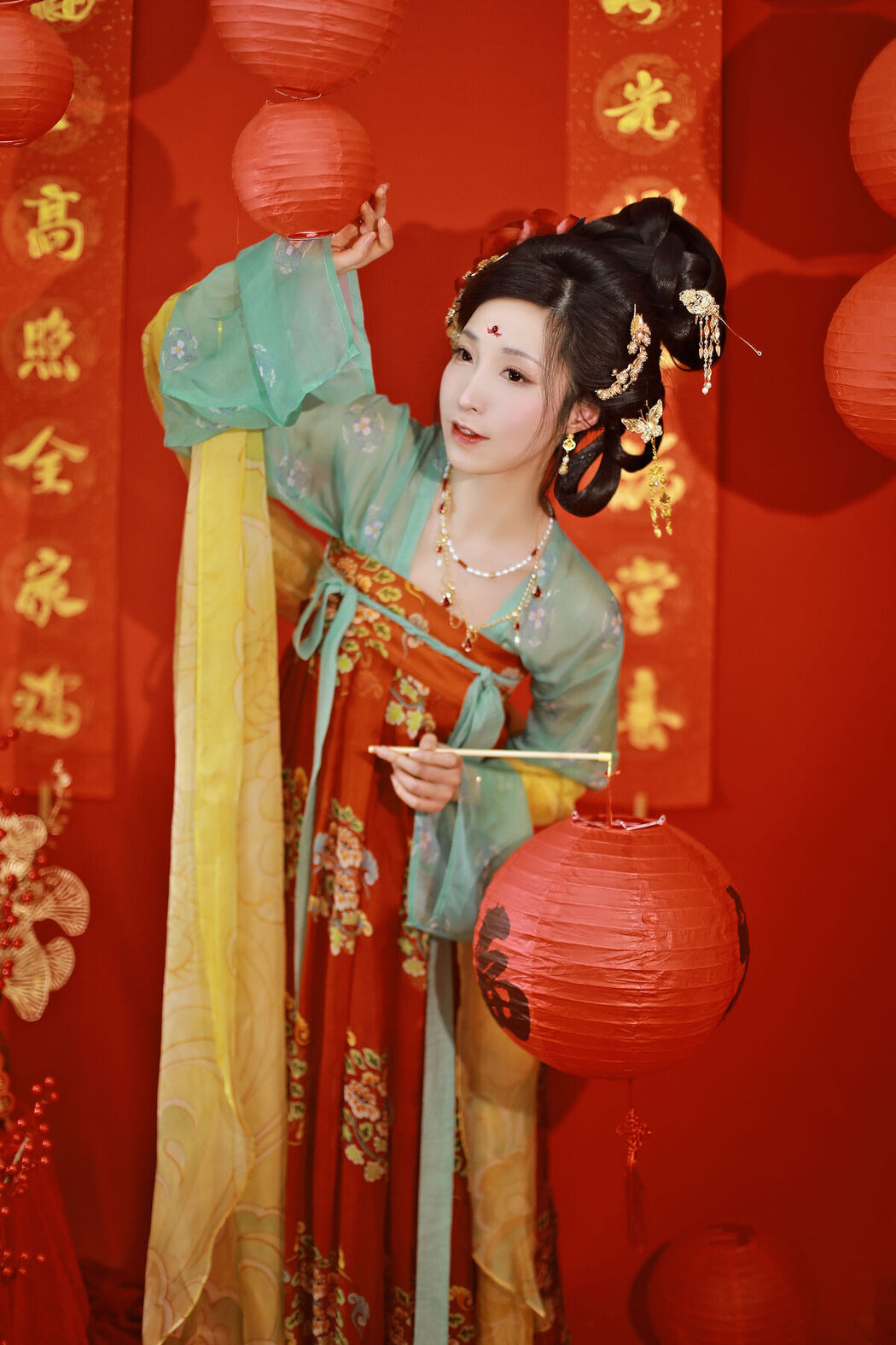 YiTuYu艺图语 Vol.8152 李猜 (23P)