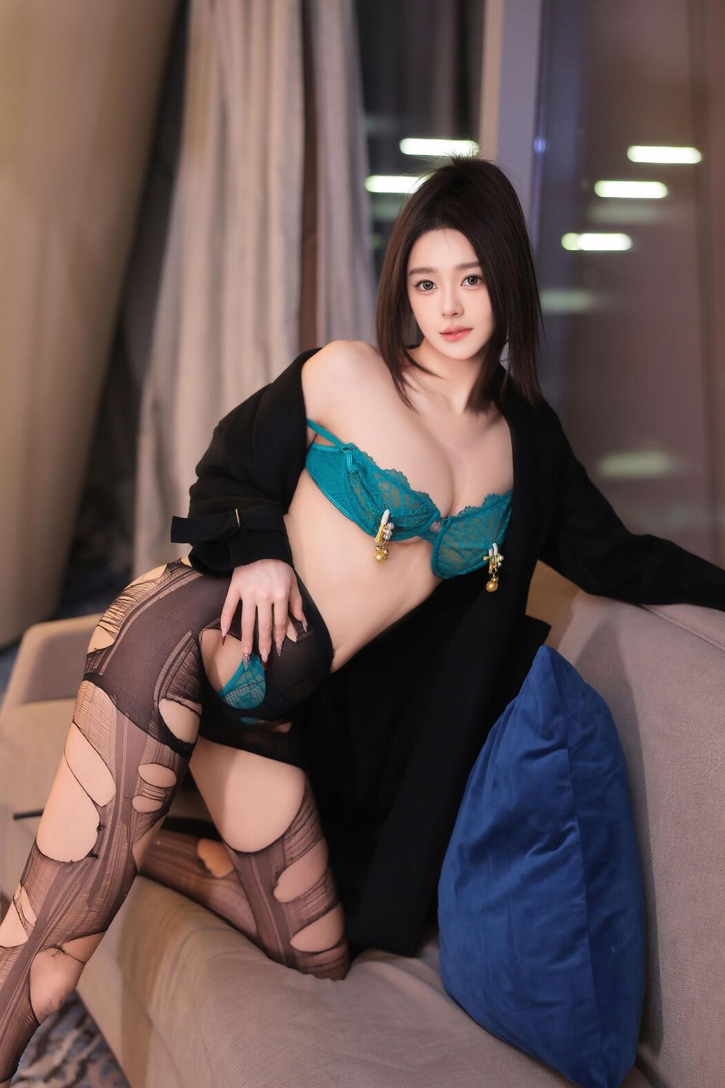 XR Uncensored Candy Tang Tang Candy糖糖 – R18 秀人网模特 翡翠绿 Part01 (49P – 1V)