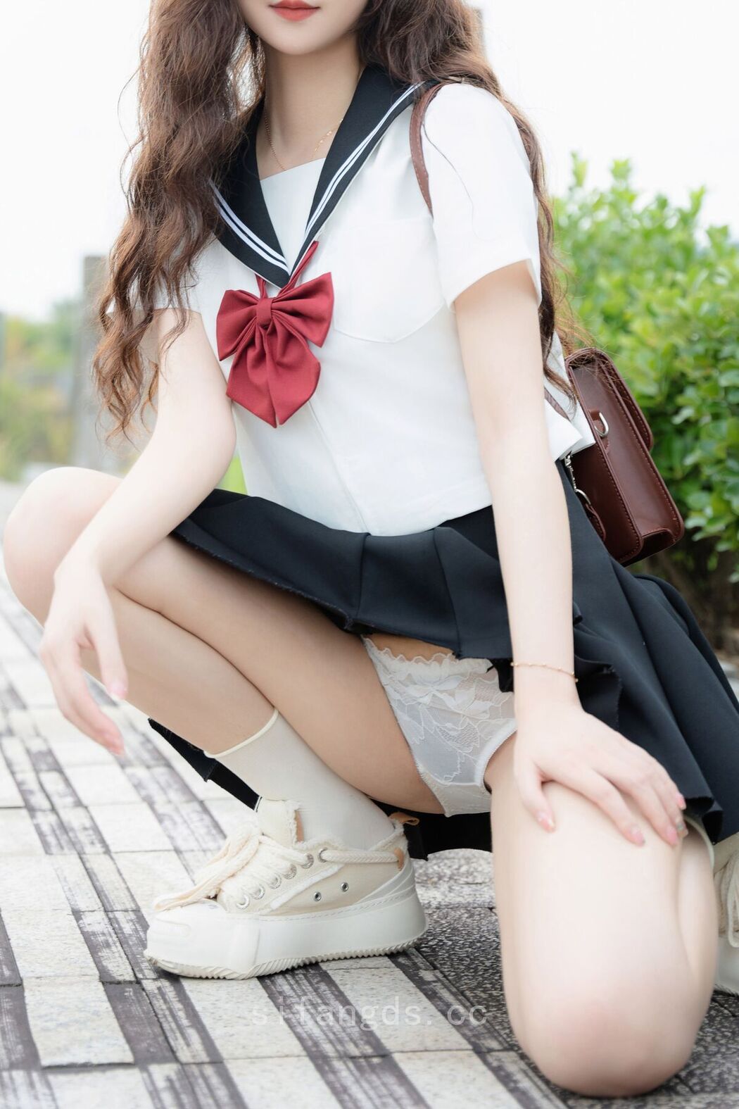 XR Uncensored Pai Huang Gua 拍黄瓜 – R18 秀人网模特 纯真与活力的完美结合 Part01 (51P – 2V)