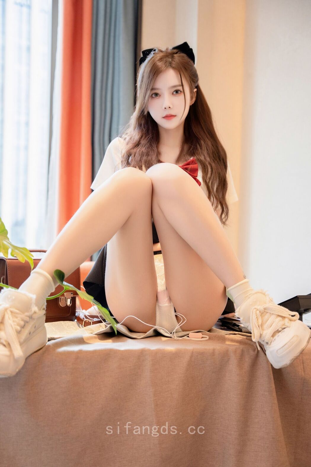 XR Uncensored Pai Huang Gua 拍黄瓜 – R18 秀人网模特 纯真与活力的完美结合 Part02 (50P)
