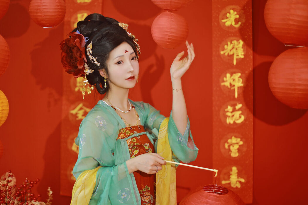 YiTuYu艺图语 Vol.8152 李猜 (23P)