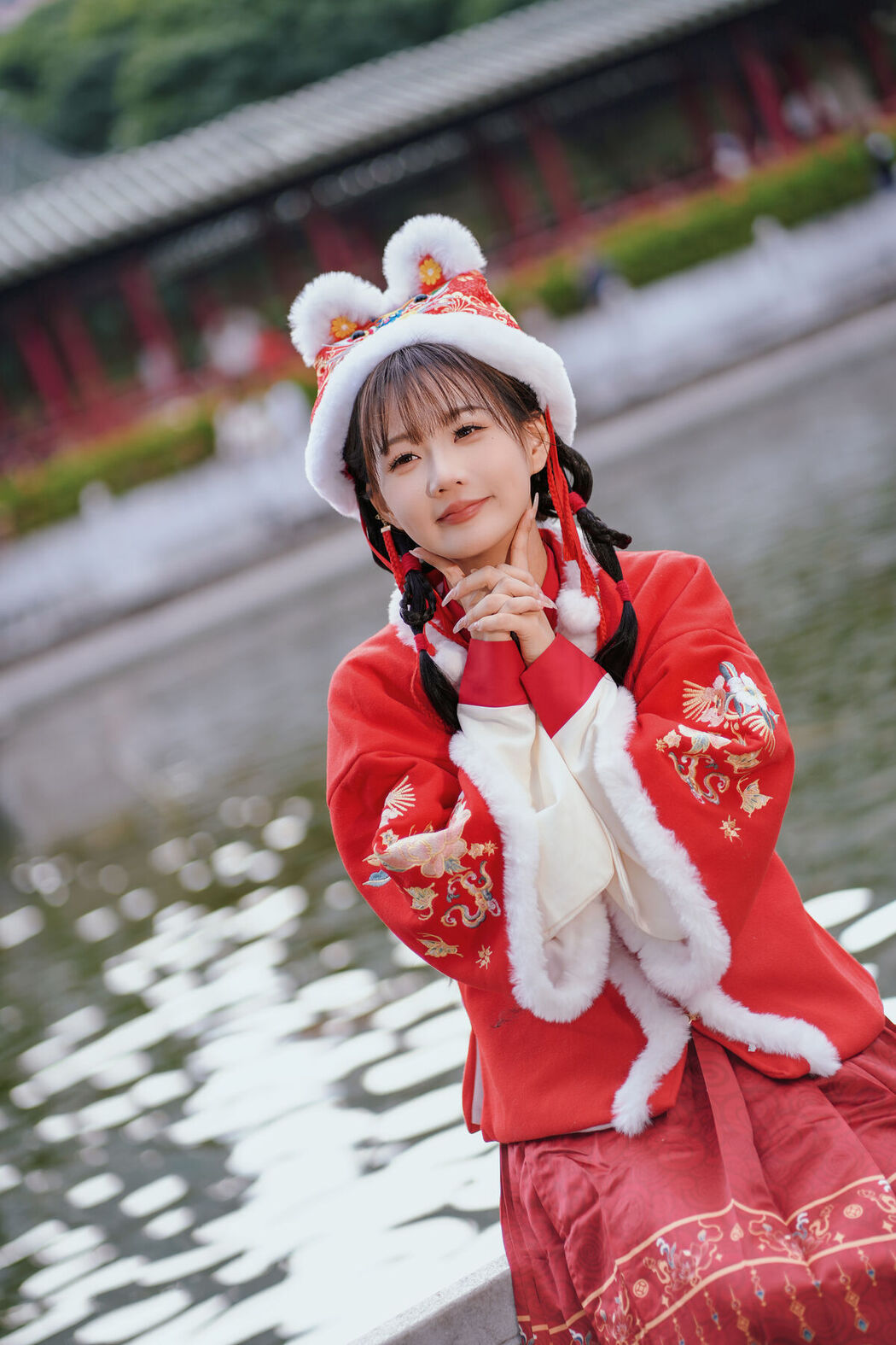 YiTuYu艺图语 Vol.8149 甜心小鹿 (27P)