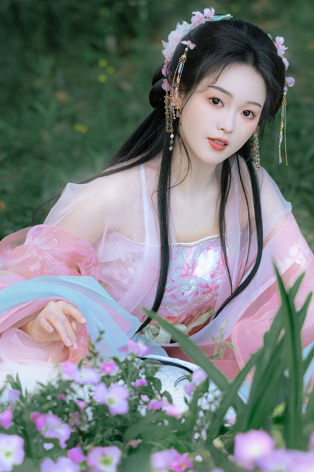 YiTuYu艺图语 Vol.8144 媛媛 (18P) Cover Photo