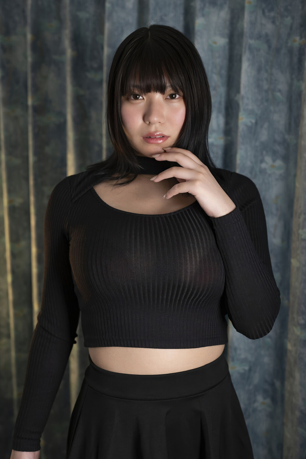 Memo Oba 大葉めも, Bamboo e-Book 写真集 「オトナの階段」 Set.01 Cover Photo