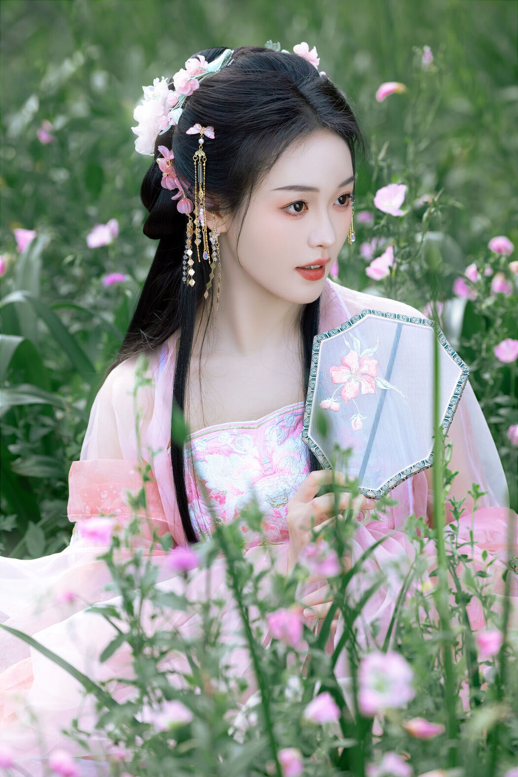 YiTuYu艺图语 Vol.8144 媛媛 (18P)