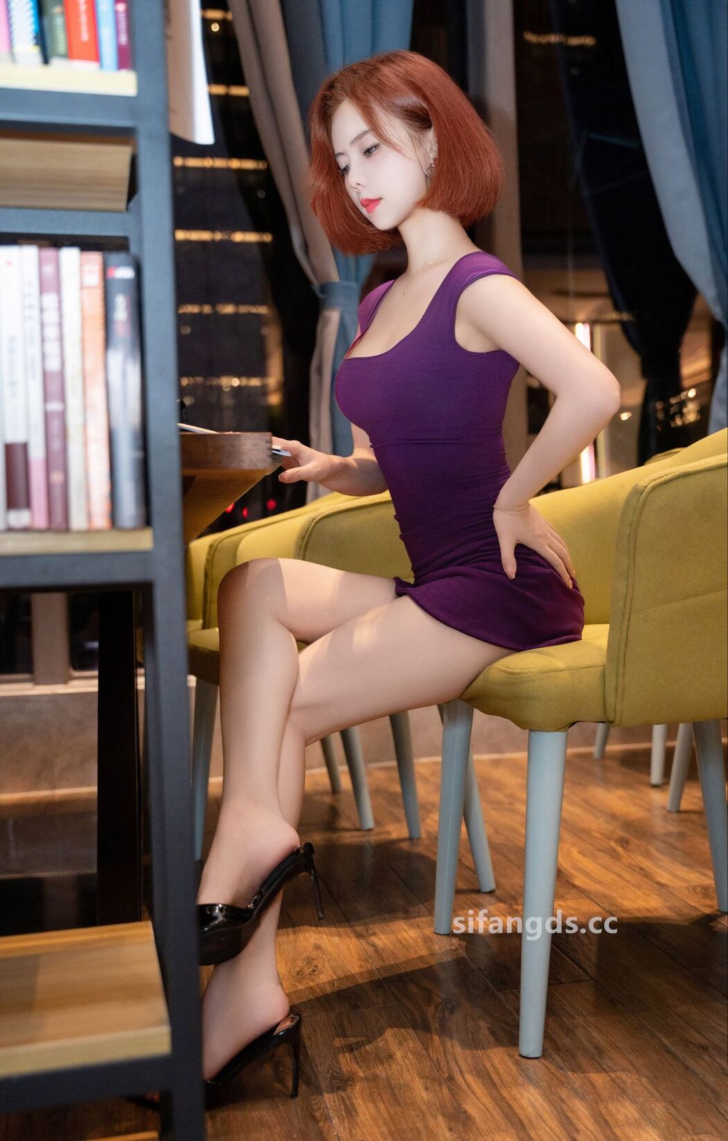 XR Uncensored Bai Zhi YY 白芷yy – R18 秀人网模特 性感紫色内衣 S Part01 (51P – 5V)