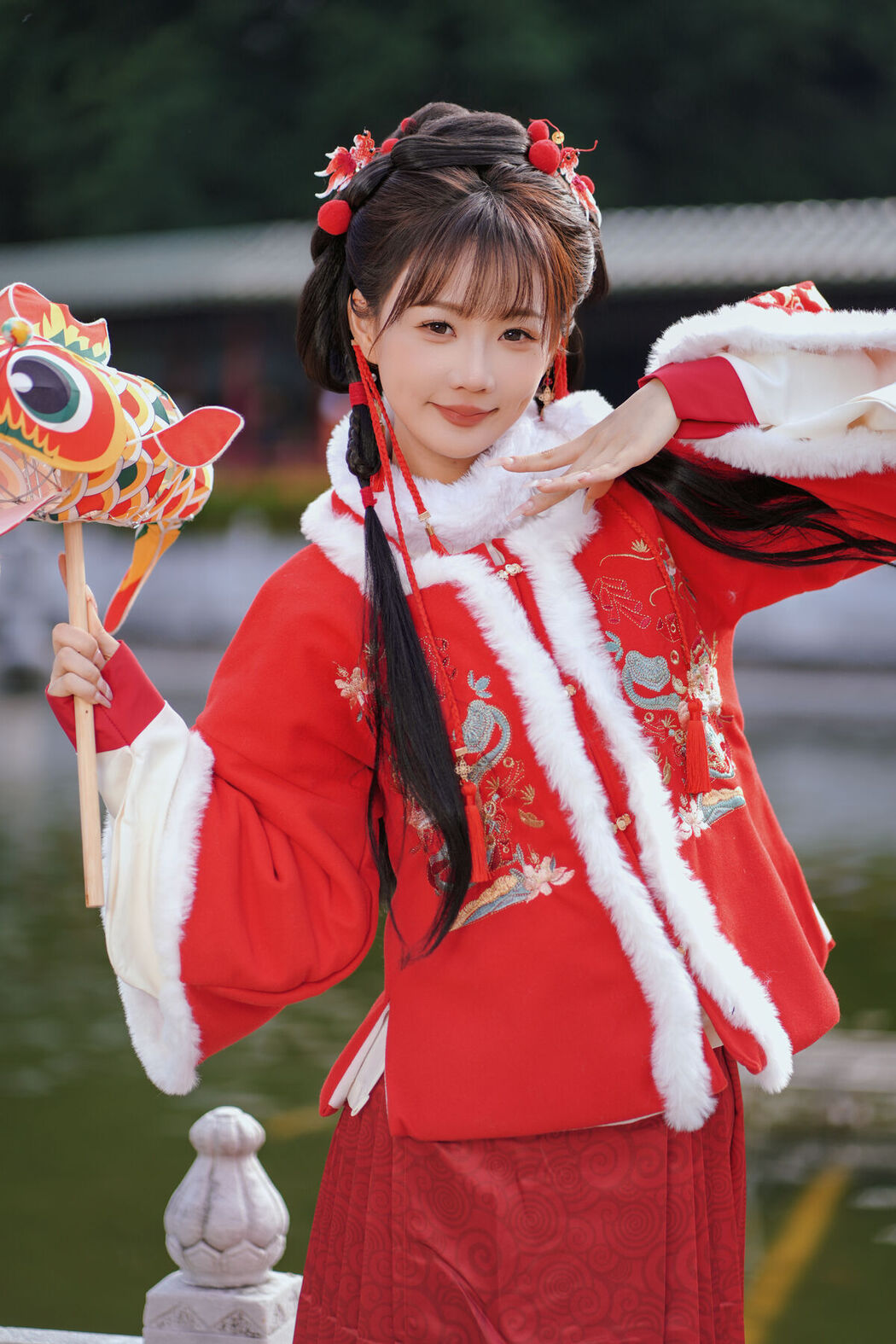 YiTuYu艺图语 Vol.8149 甜心小鹿 (27P)