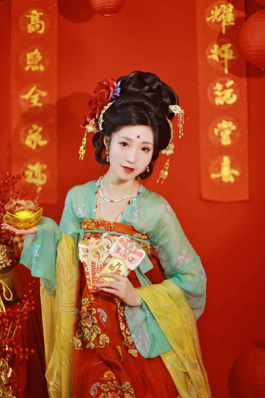 YiTuYu艺图语 Vol.8152 李猜 (23P)