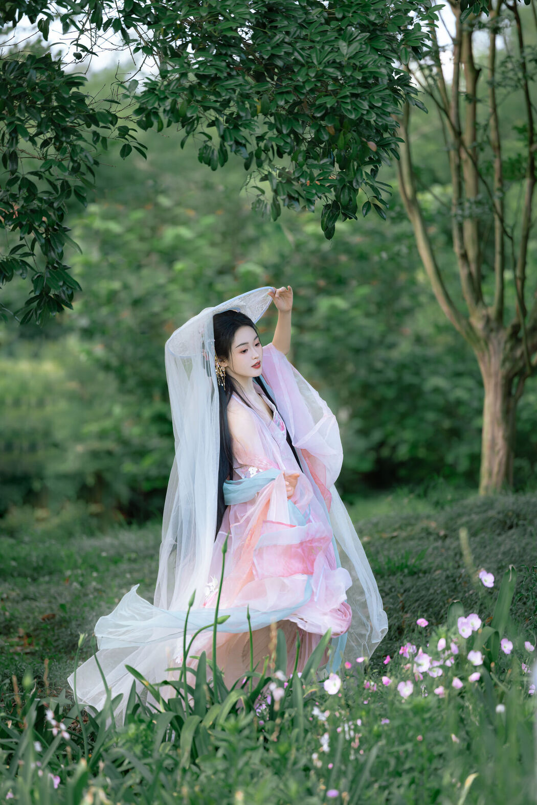 YiTuYu艺图语 Vol.8144 媛媛 (18P)