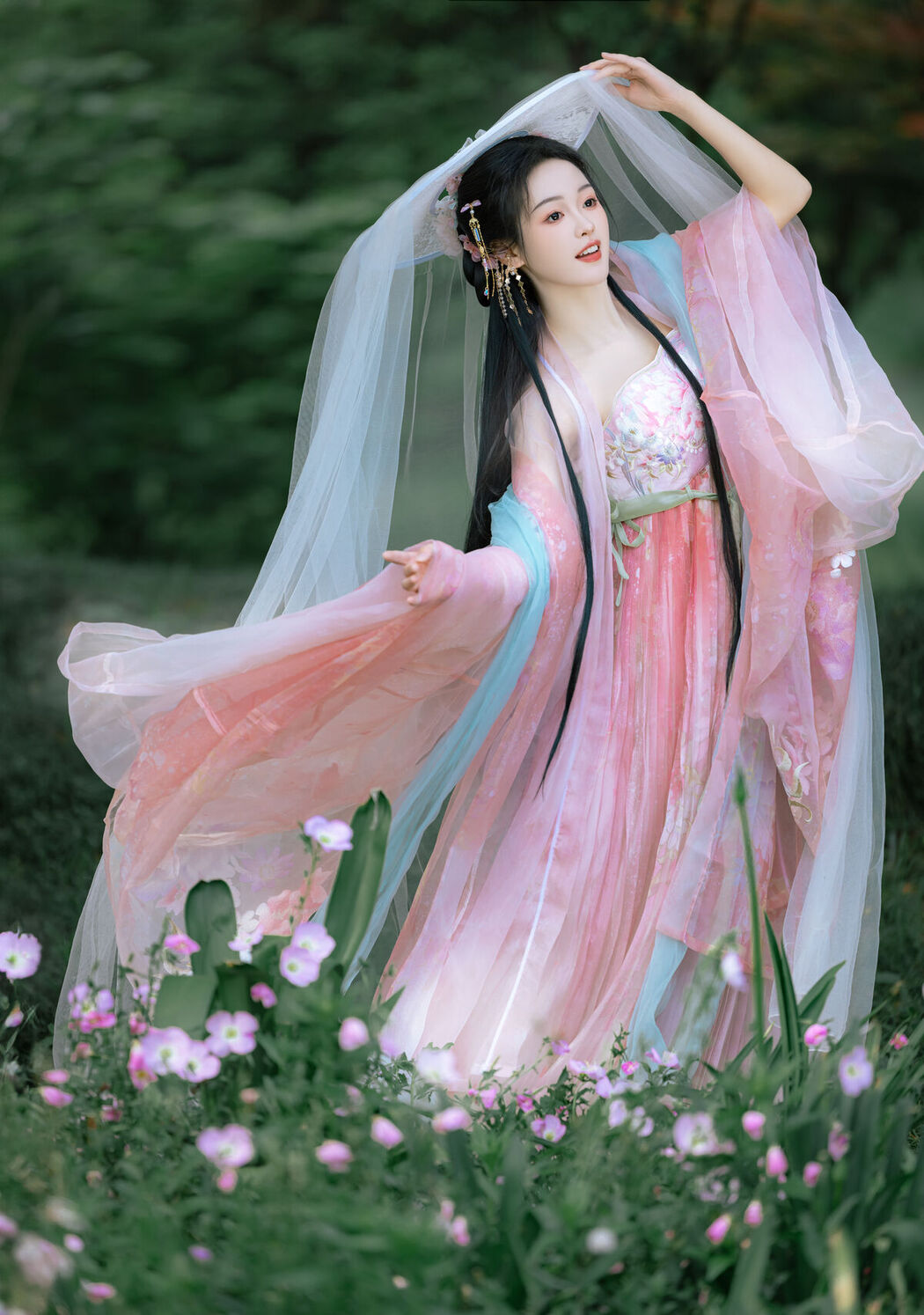 YiTuYu艺图语 Vol.8144 媛媛 (18P)