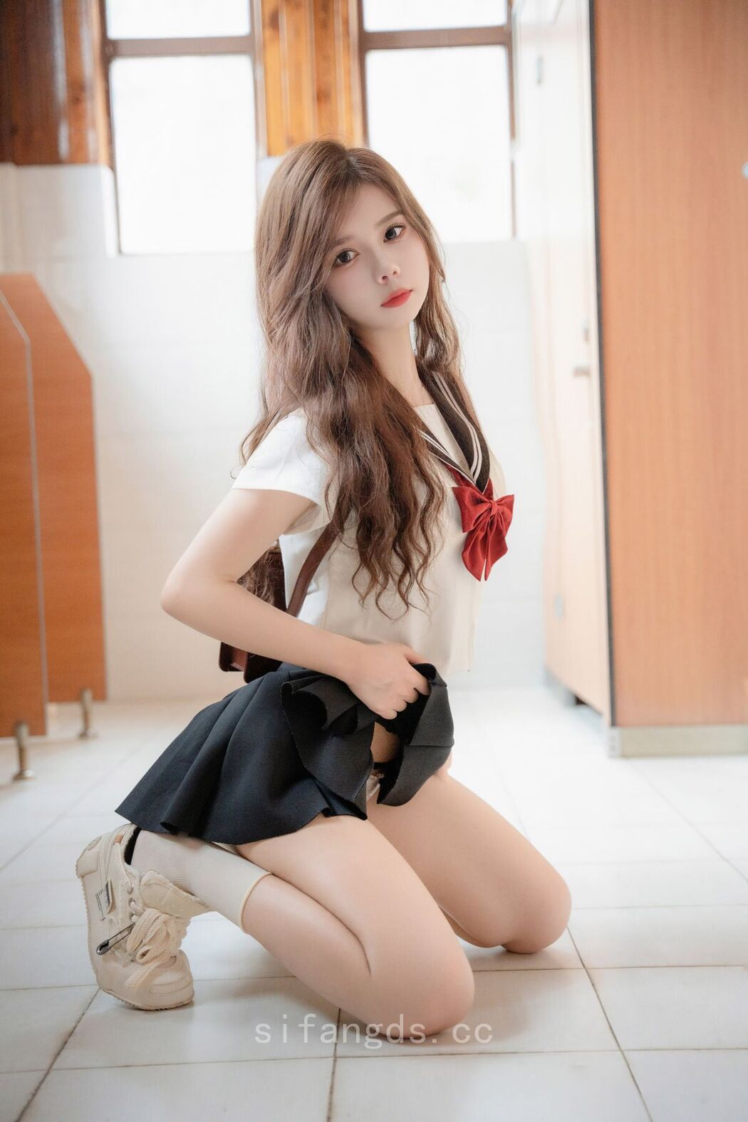 XR Uncensored Pai Huang Gua 拍黄瓜 – R18 秀人网模特 纯真与活力的完美结合 Part01 (51P – 2V)