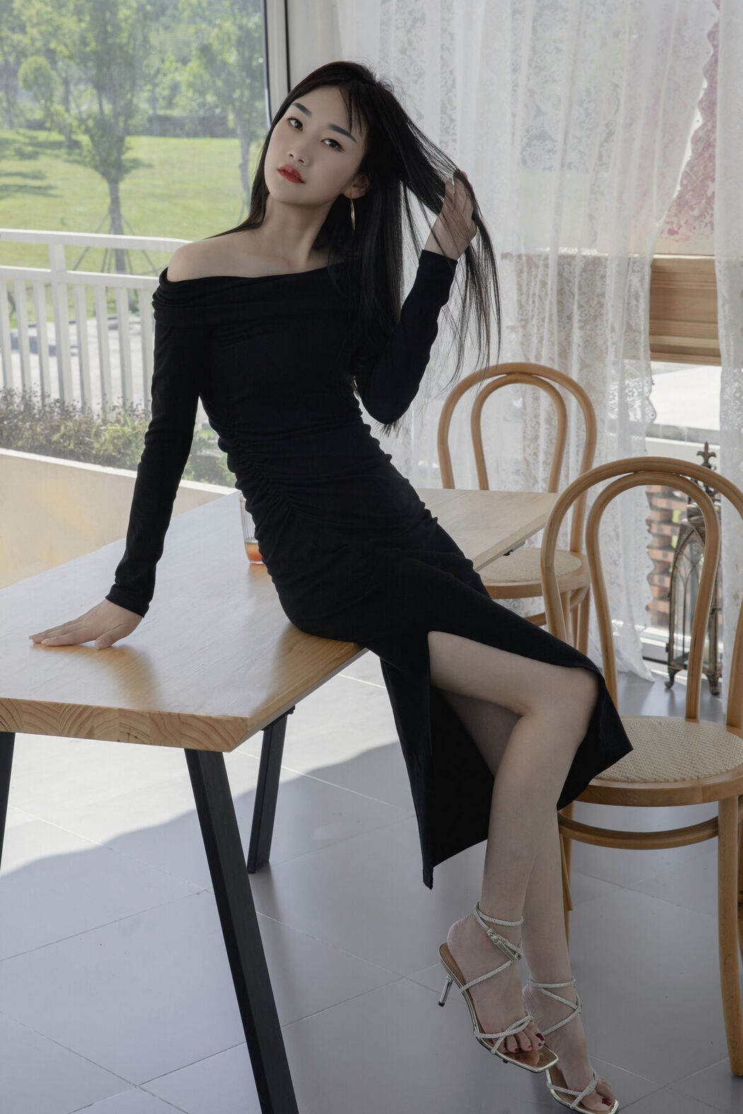 YiTuYu艺图语 Vol.8145 陈欣 (27P)