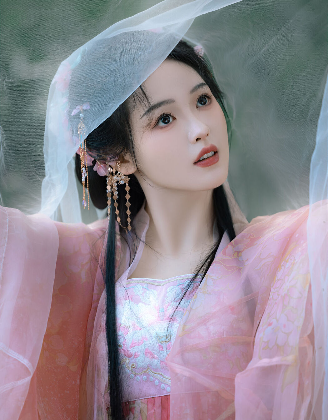 YiTuYu艺图语 Vol.8144 媛媛 (18P)