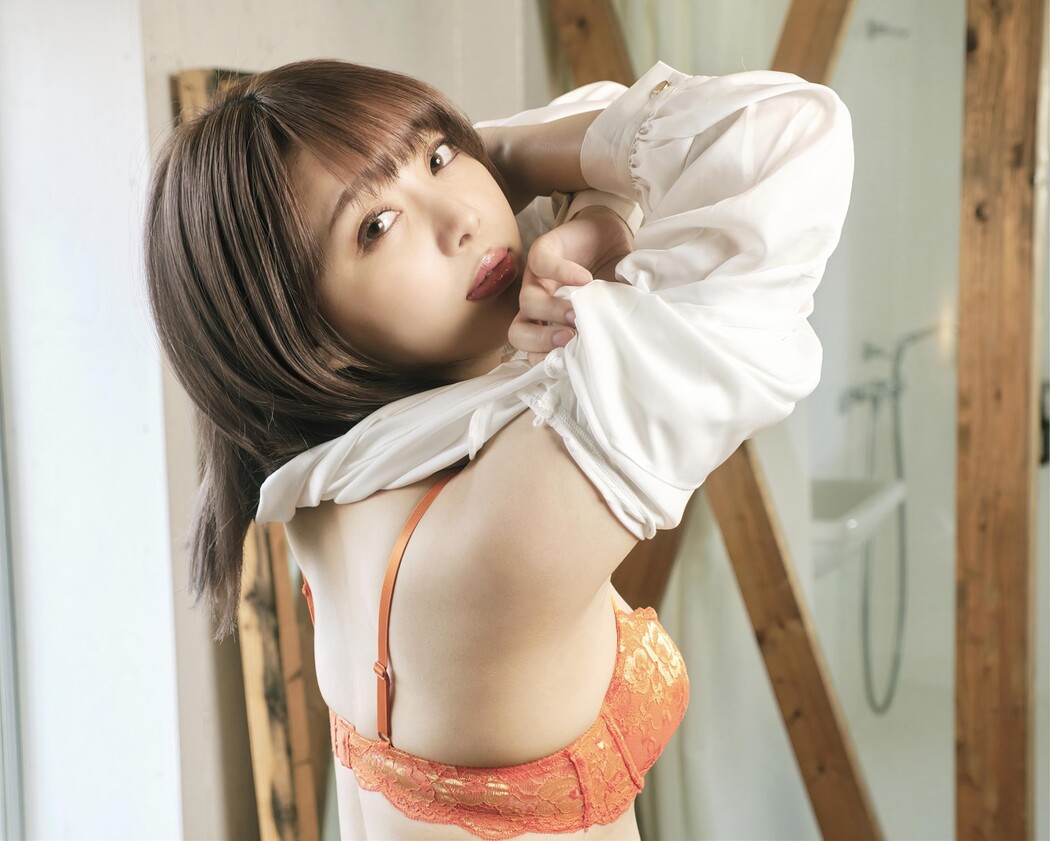Nanami 七海, 週刊実話WJガールズデジタル写真集 [NANAMI] Set.01