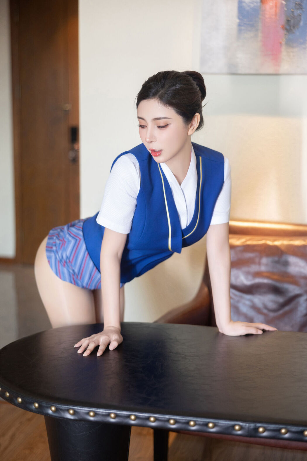 XR Uncensored Xiao Man Yao Yummy 小蛮妖Yummy – 秀人网模特 空姐制服 (81P)