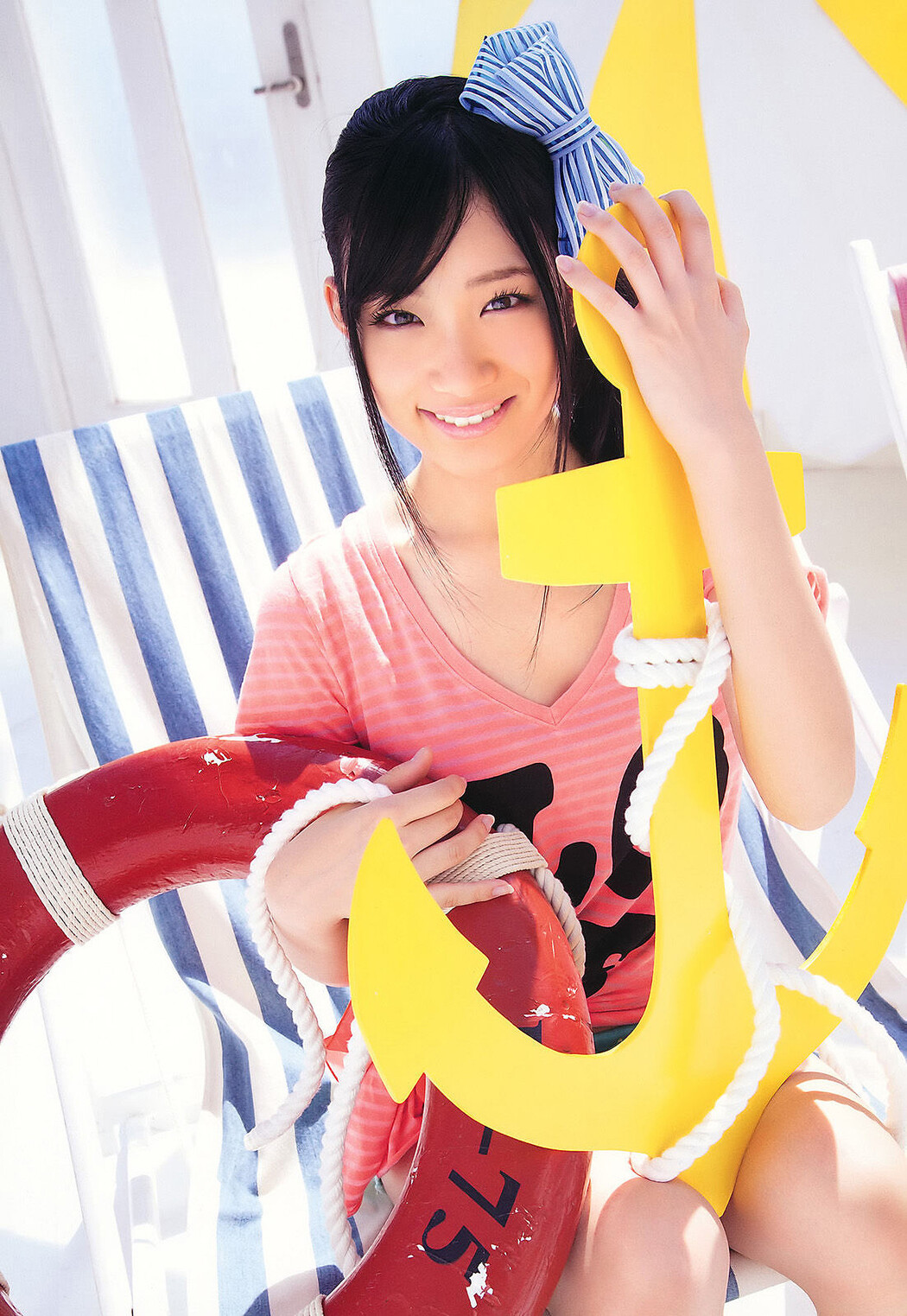 松井珠理奈・松井玲奈・高柳明音, Young Animal 2011 No.11 (ヤングアニマル 2011年11号)