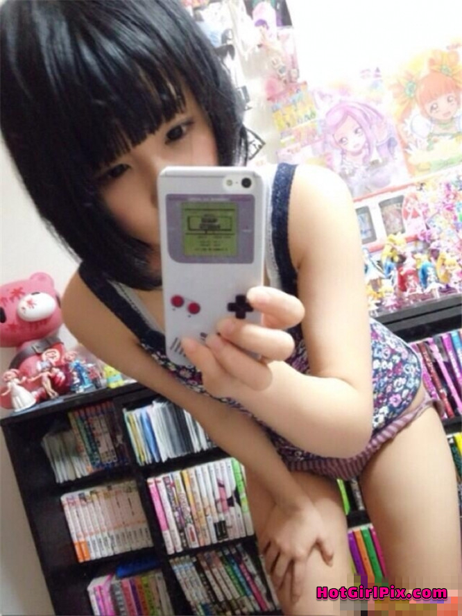 [HGP] Vol.822 - Nude Japanese girl taking selfie