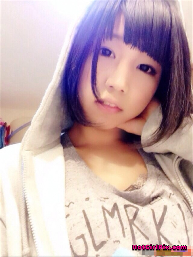 [HGP] Vol.822 - Nude Japanese girl taking selfie