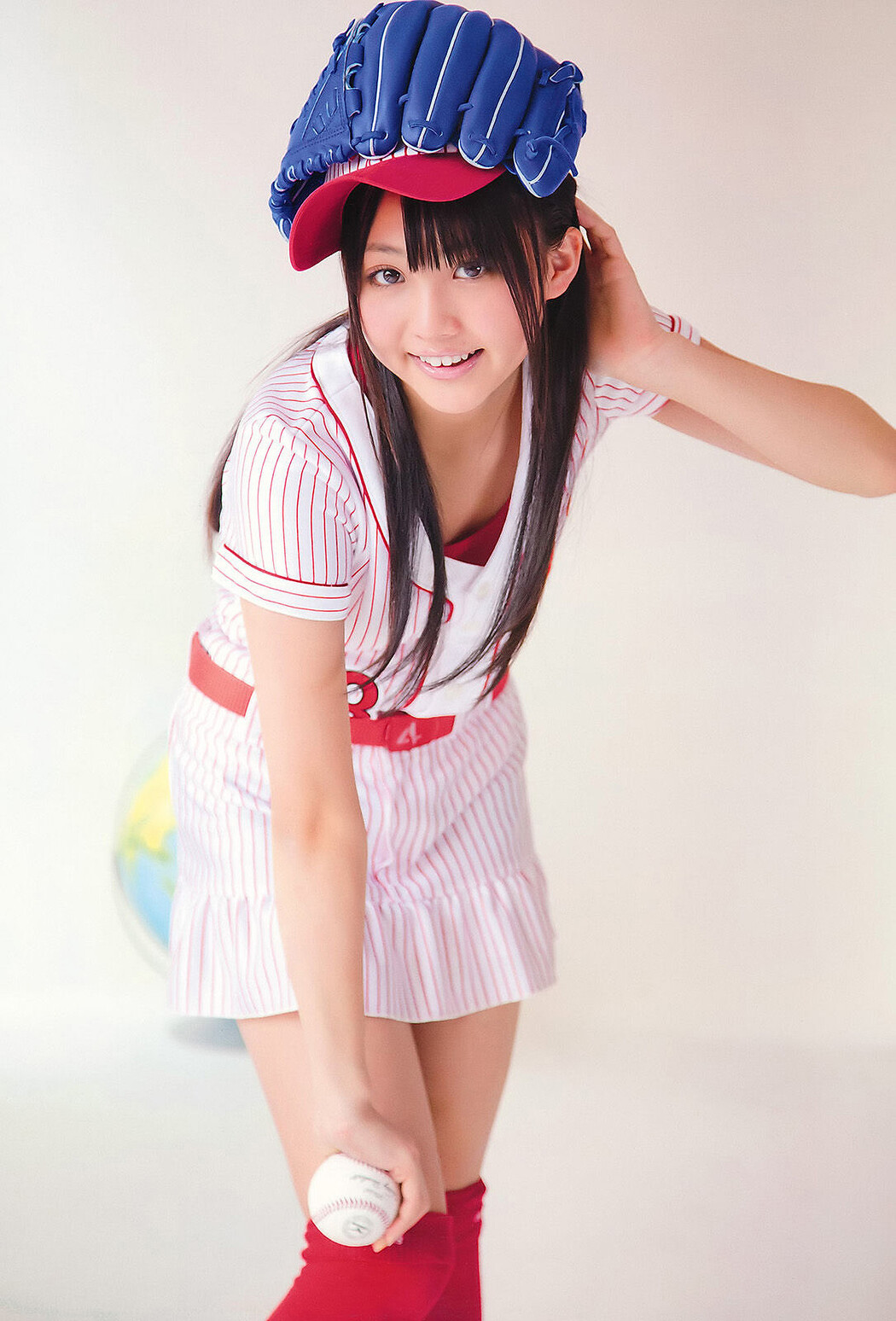 松井珠理奈・松井玲奈・高柳明音, Young Animal 2011 No.11 (ヤングアニマル 2011年11号)