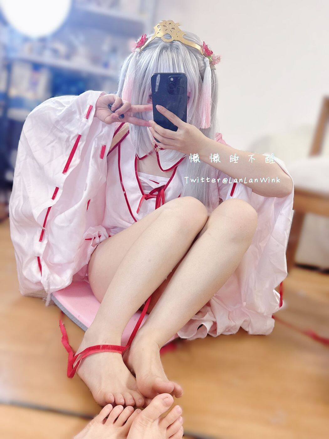 Coser@懒懒睡不醒 And 朝武芳乃 – 极品嫩妹 捆绑jk (56P – 2V)