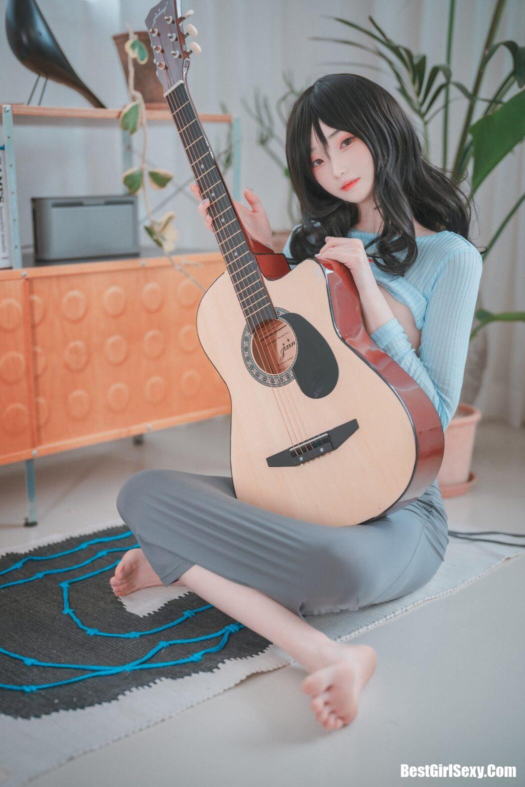 DJAWA Bambi (밤비) iila illa A