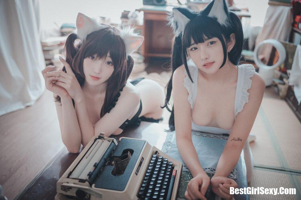 DJAWA Bambi (밤비) & Sonson (손손) Maid Mansion W B
