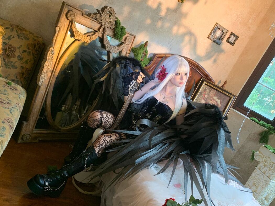 Coser@蠢沫沫 chunmomo – 黑天鹅 (85P)