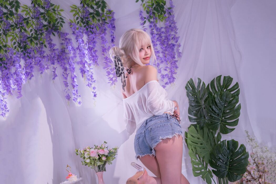 Coser@千反田鹿子 – 罩纱豹纹泳装 (42P)