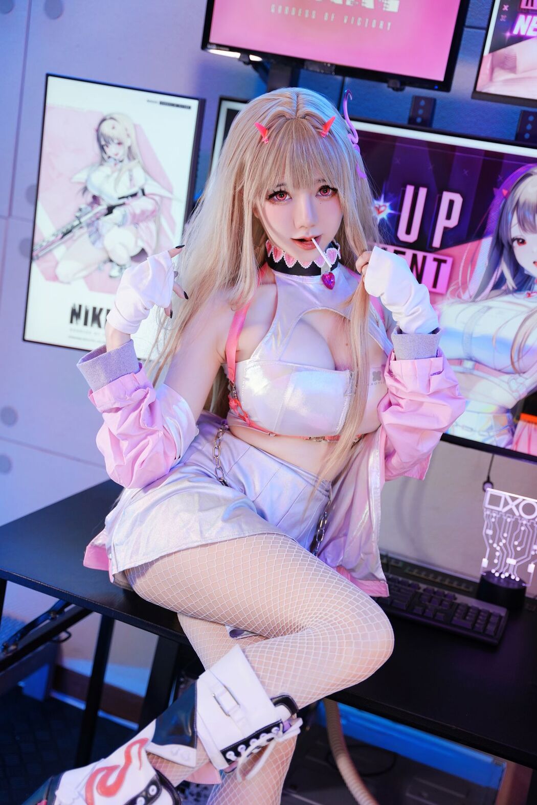 Coser@Sally多啦雪 Sally Dorasnow – Viper (40P)