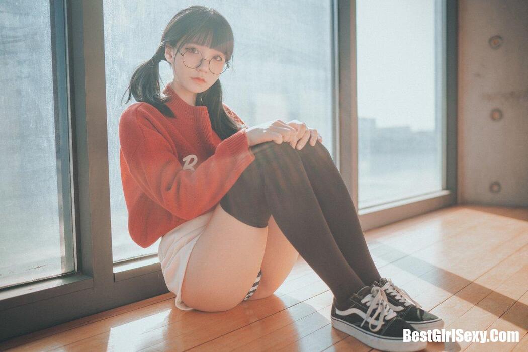 DJAWA Jeong Jenny Brooklyn Girl