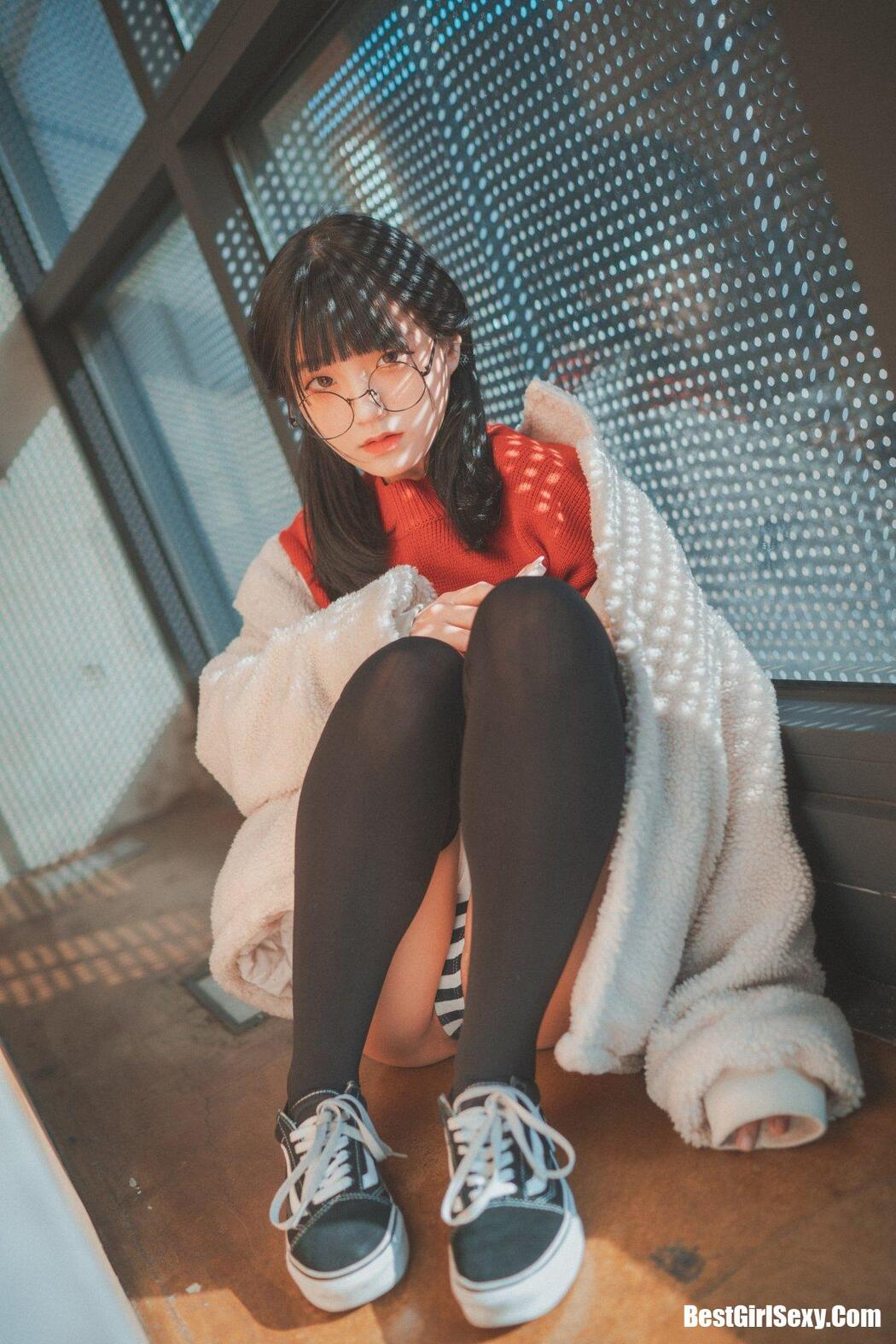 DJAWA Jeong Jenny Brooklyn Girl