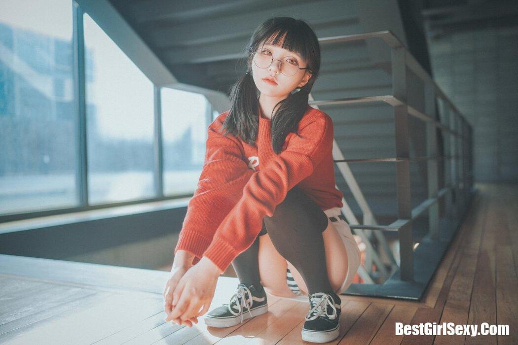 DJAWA Jeong Jenny Brooklyn Girl