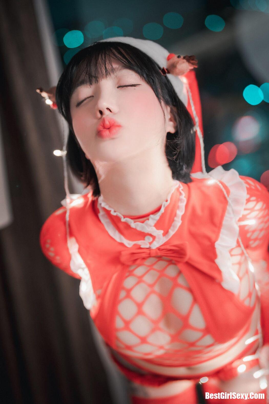 DJAWA Son Ye-Eun (손예은) Christmas Special 2021