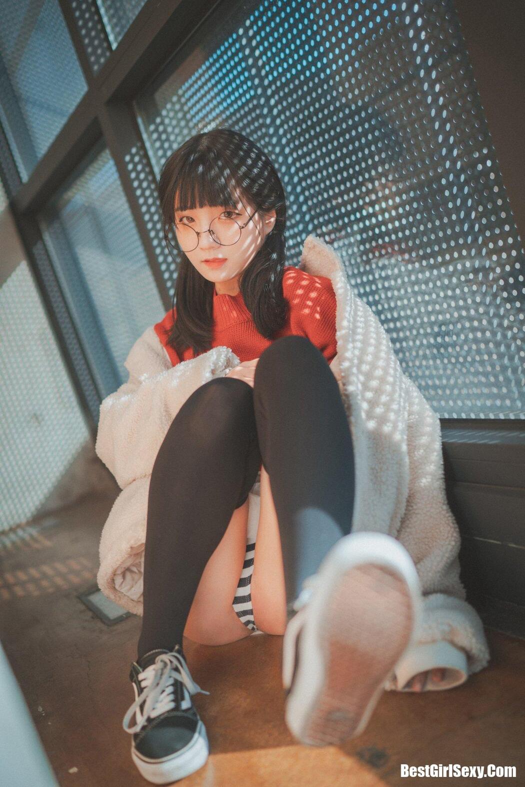 DJAWA Jeong Jenny Brooklyn Girl