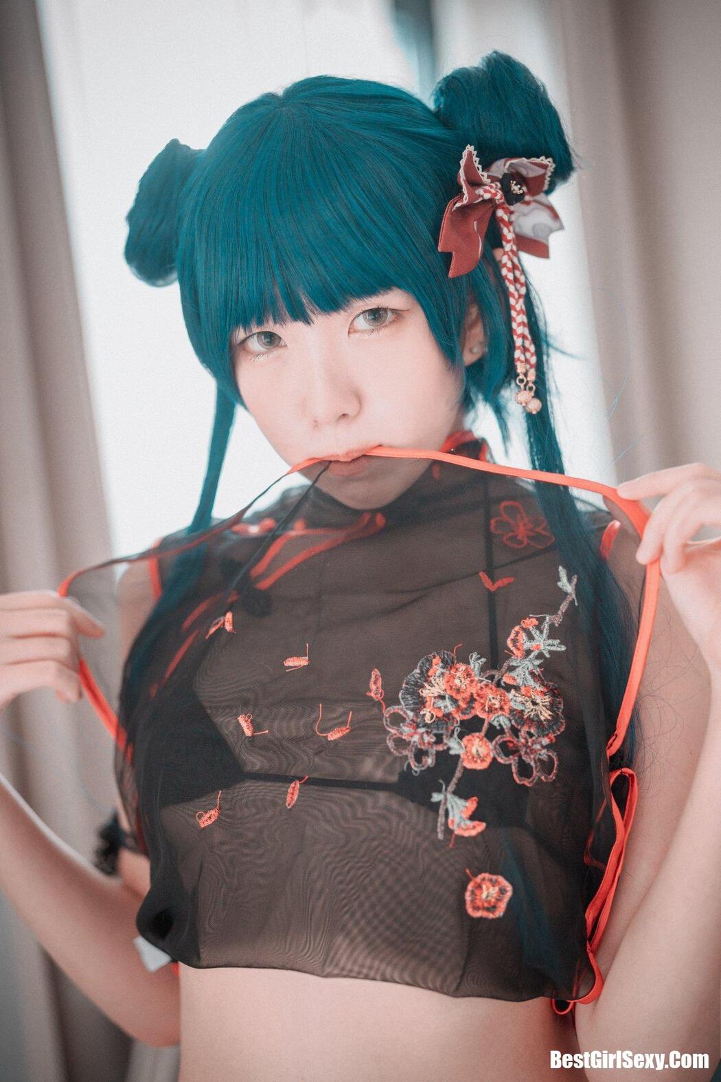 DJAWA Sonson (손손) Sheer Qipao Girl