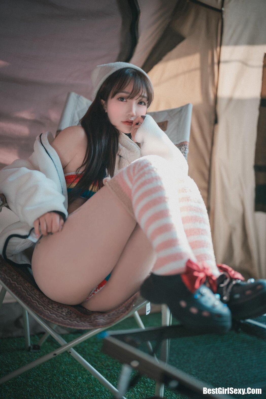 DJAWA Son Ye-Eun (손예은) Romantic Winter Glamping