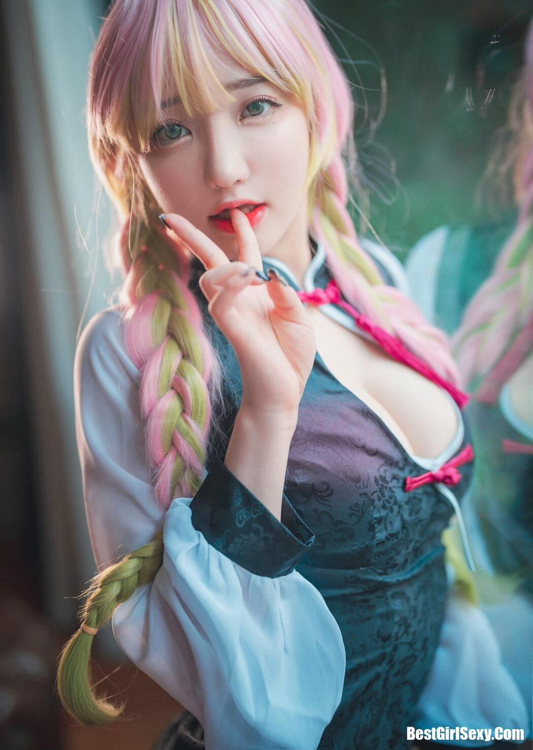 DJAWA Son Ye-Eun (손예은) Kimetsu no Yaiba Mitsuri Kanroji A