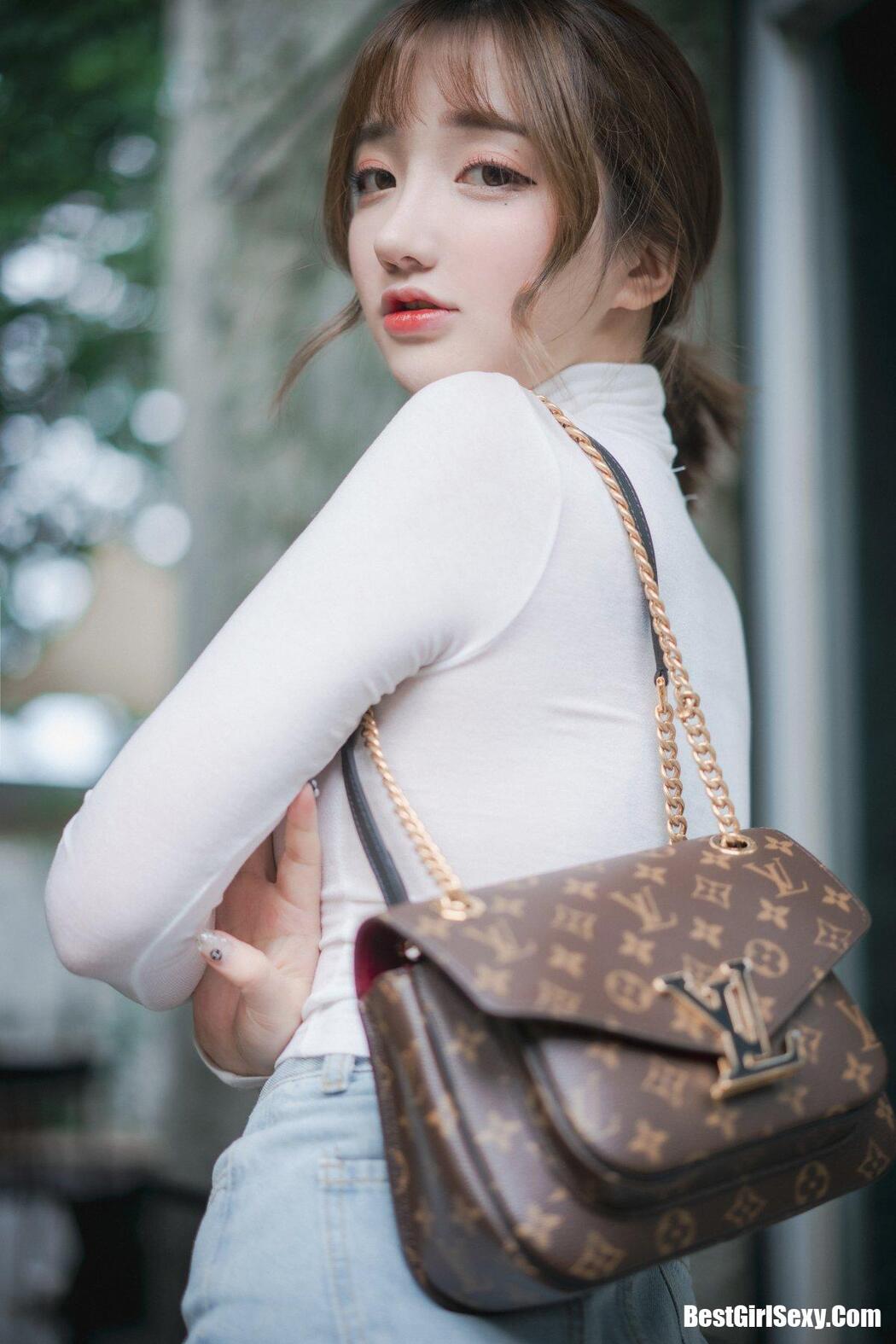 DJAWA Son Ye-Eun (손예은) A Snap of Intimacy A