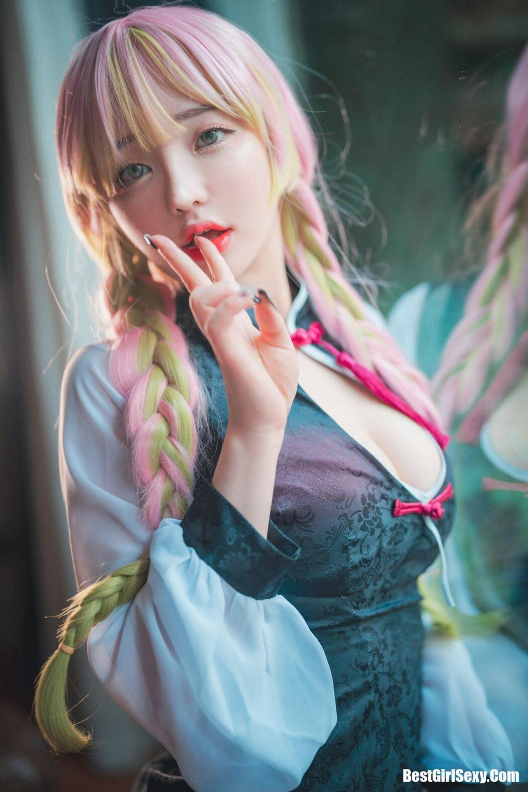 DJAWA Son Ye-Eun (손예은) Kimetsu no Yaiba Mitsuri Kanroji A