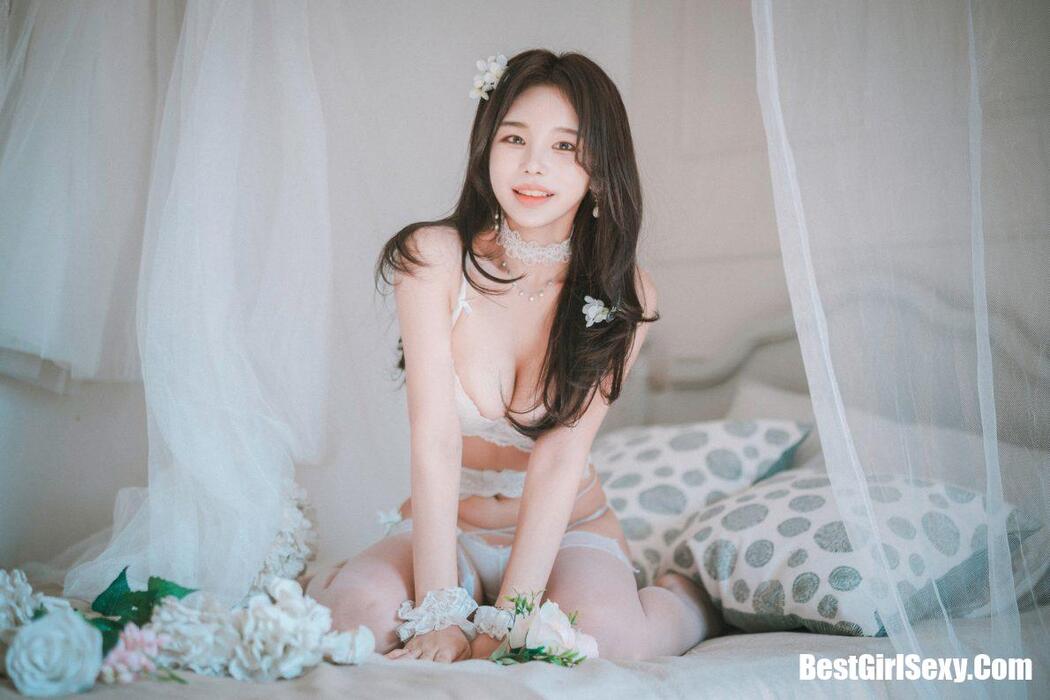 DJAWA Zzyuri (쮸리) Alluring White