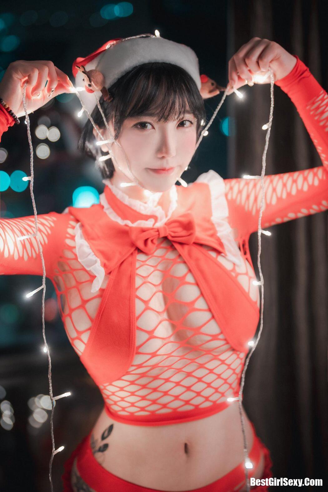 DJAWA Son Ye-Eun (손예은) Christmas Special 2021