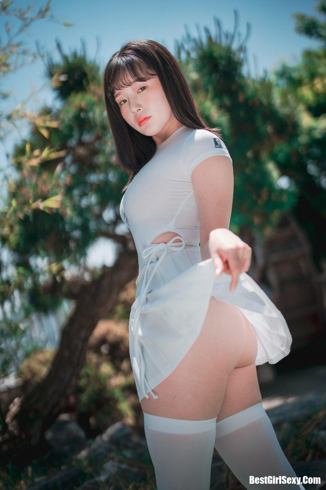 DJAWA Pia (피아) Classic Athletic Girl