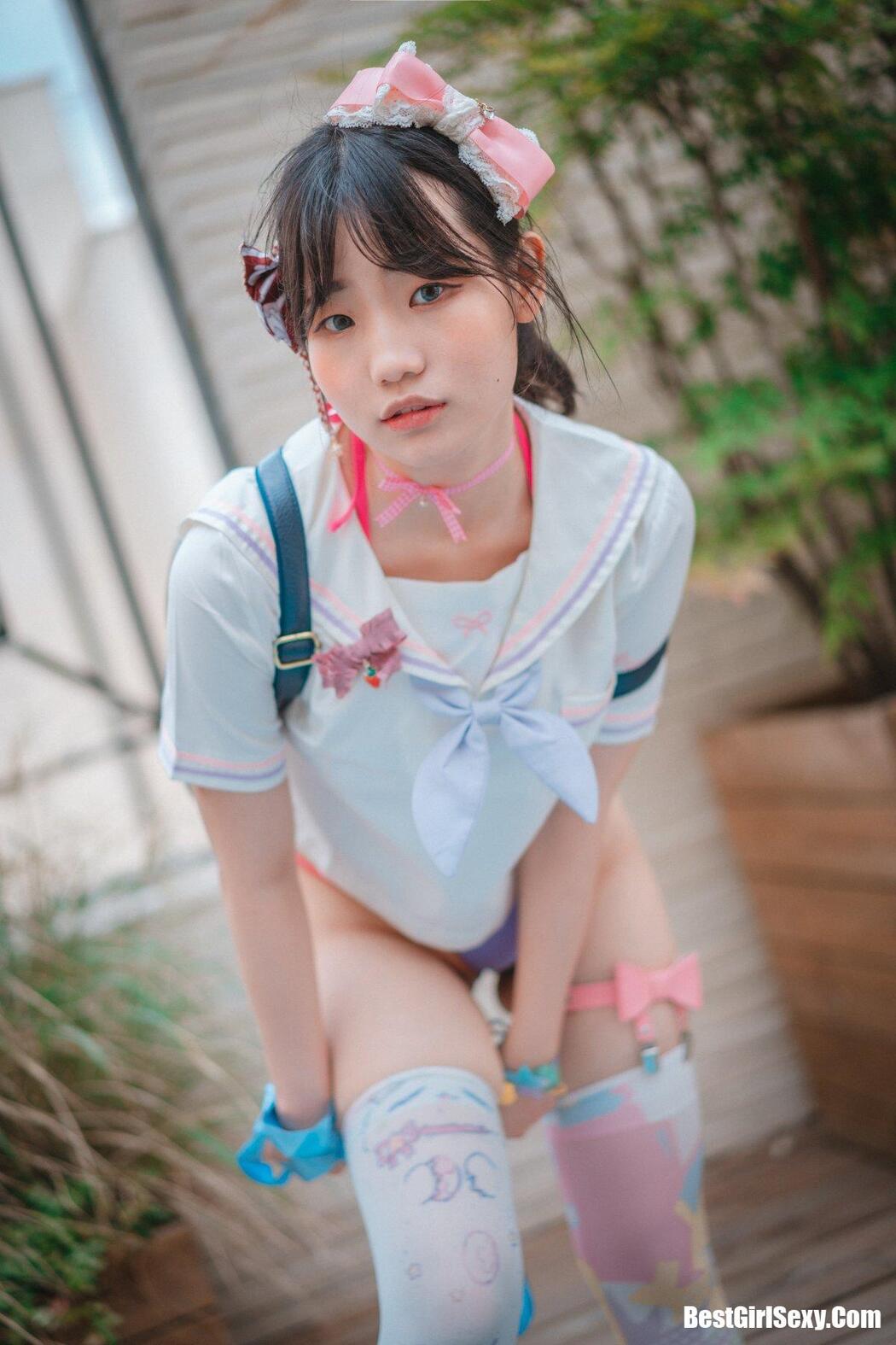 DJAWA 밈미 Mochilero en Violeta Backpacker-Girl