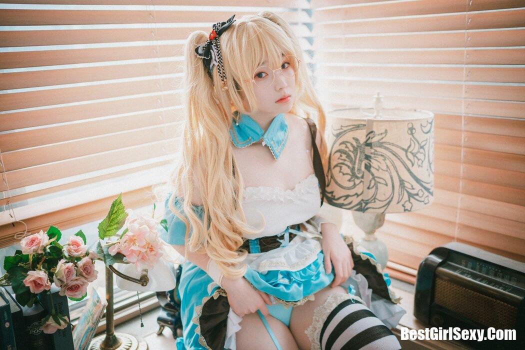 DJAWA 밤비 Alice in Glasses