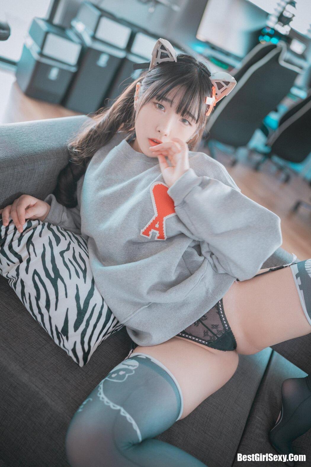 DJAWA 손손 Plug Me In